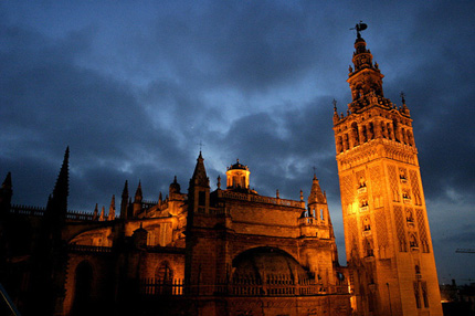 Sevilla's cathedral and Giralda
